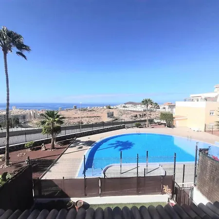 1 Bedroom Giuly Sea Views In Cristianos アパート ロスクリスティアーノス