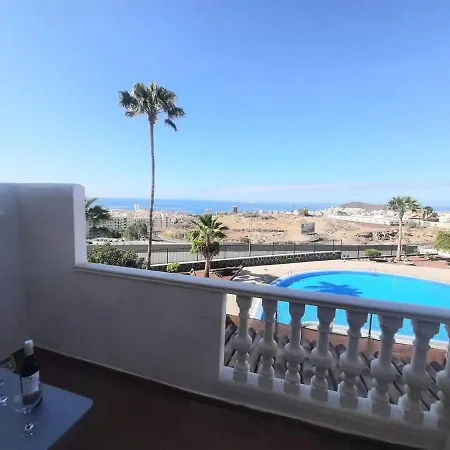 1 Bedroom Giuly Sea Views In Cristianos * Los Cristianos (Tenerife)