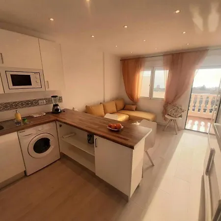 Apartment 1 Bedroom Giuly Sea Views In Cristianos *