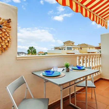 1 Bedroom Giuly Sea Views In Cristianos Apartment