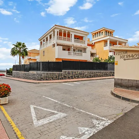 1 Bedroom Giuly Sea Views In Cristianos *