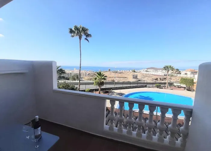 1 Bedroom Giuly Sea Views In Cristianos * Los Cristianos (Tenerife)