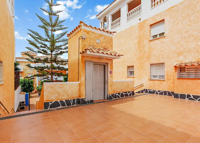 Appartement 1 Bedroom Giuly Sea Views In Cristianos Los Cristianos (Tenerife)